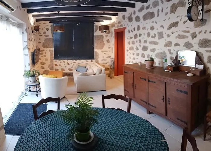 Luminous Step-Free Apartment!